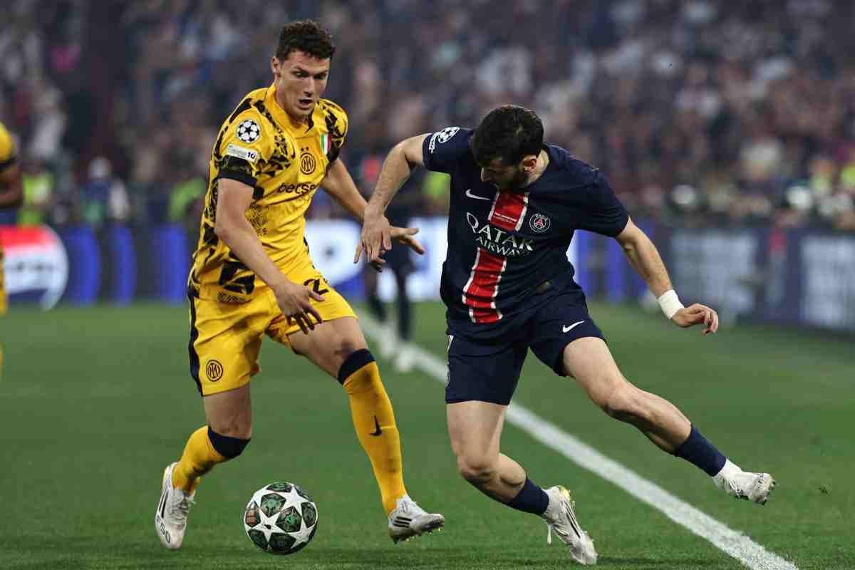 Pavard prova a contrastare Kvaratskhelia