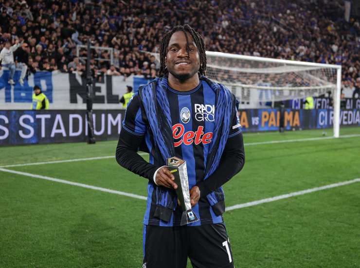 Lookman con il premio MVP