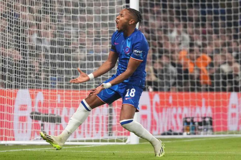 Il Chelese spara alto per Nkunku: Inter spiazzata