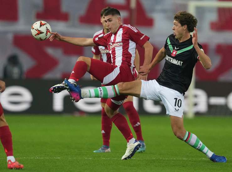 Pirola con la maglia dell'Olympiacos