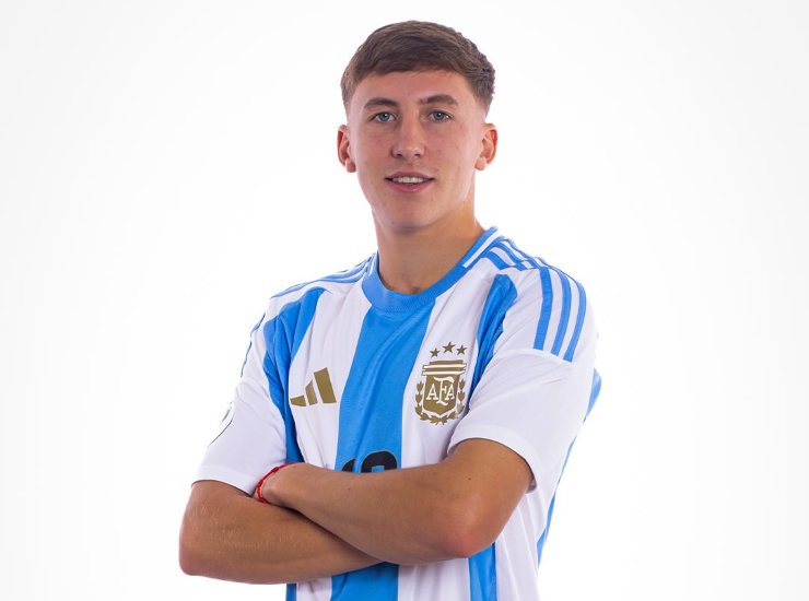 Andino con la maglia dell'Argentina