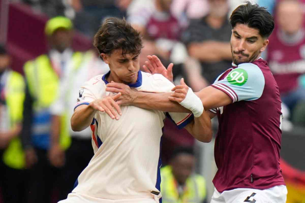 Carlos Soler in campo