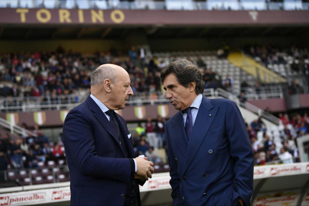 Cairo mentre parla con Marotta