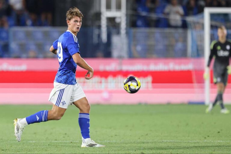Nico Paz gioco