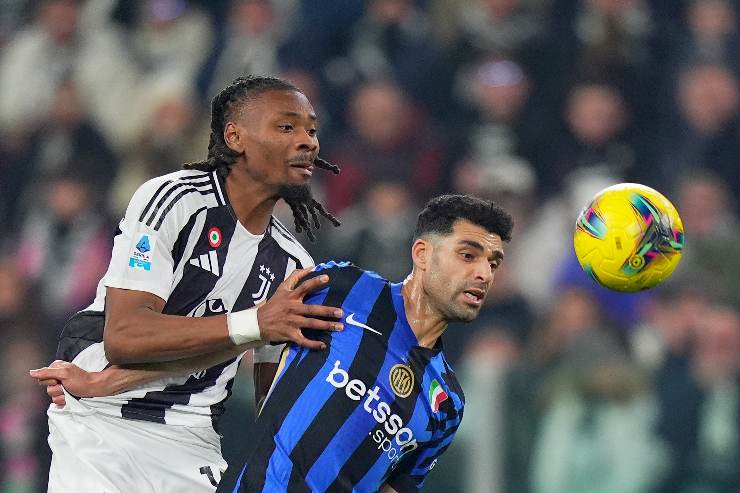 Taremi in campo con la maglia dell'Inter