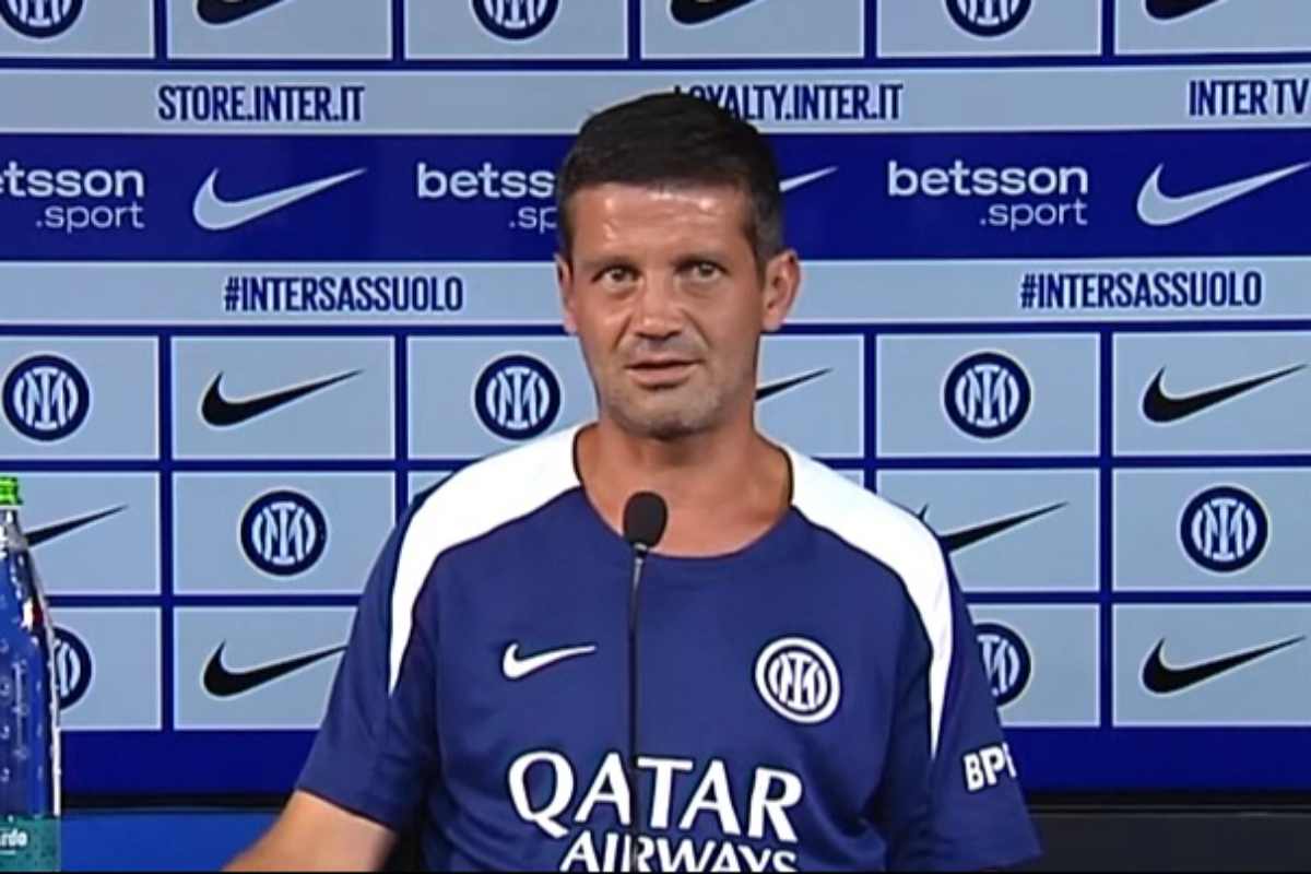 conferenza Chivu