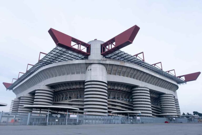 SanSiro all'esterno
