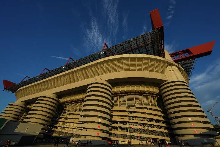 Inquadratura dall'esterno dello Stadio "Giuseppe Meazza" in San Siro, Milano.