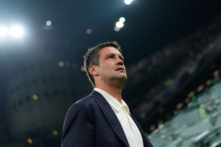 Chivu allenatore Inter in primo piano
