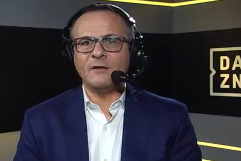 Luca Marelli commenta il rigore di Napoli-Inter 2025 dagli studi di DAZN, durante l’analisi arbitrale post-partita.