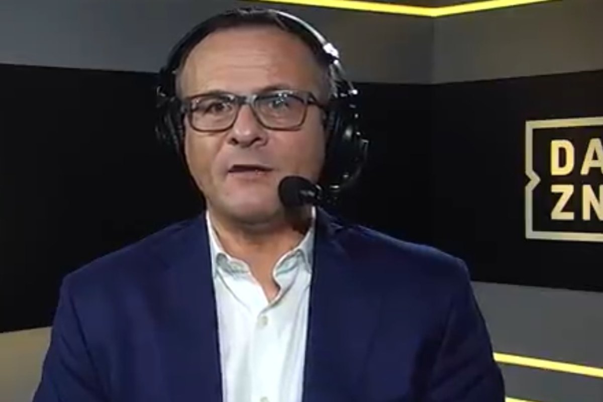 Luca Marelli commenta il rigore di Napoli-Inter 2025 dagli studi di DAZN, durante l’analisi arbitrale post-partita.