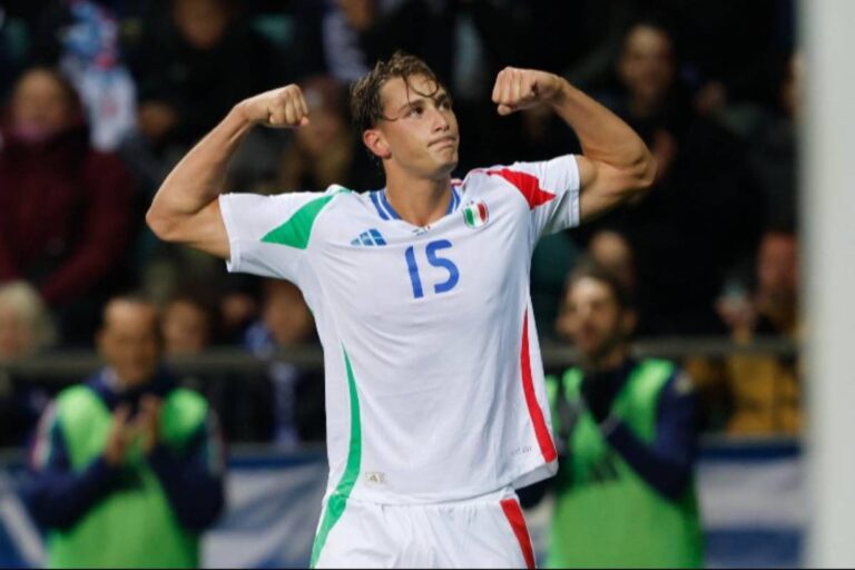 Pio Esposito in campo