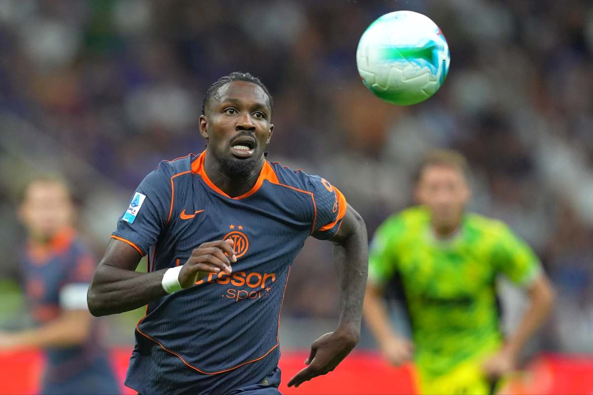 L'attaccante dell'Inter Marcus Thuram in primo piano
