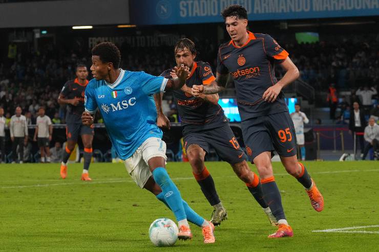 Acerbi in campo contro il Napoli