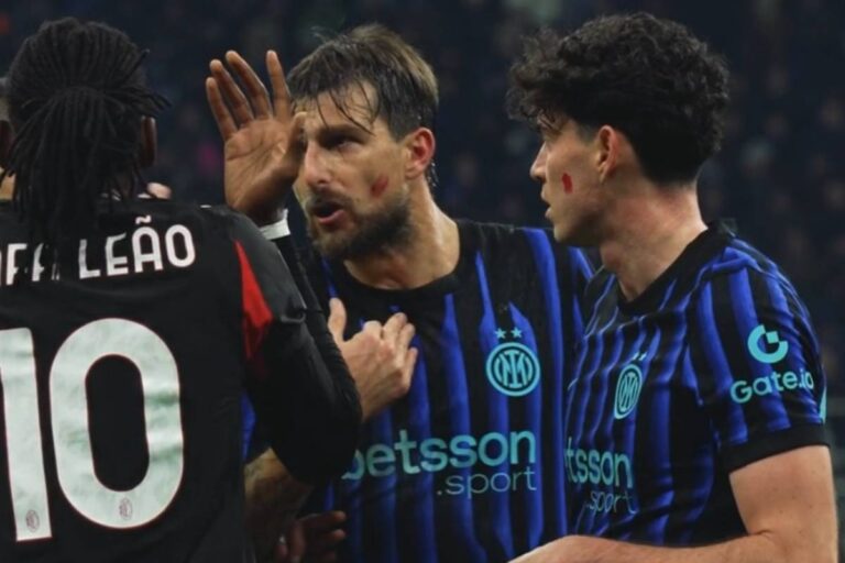 Acerbi e Leao discutono nel derby