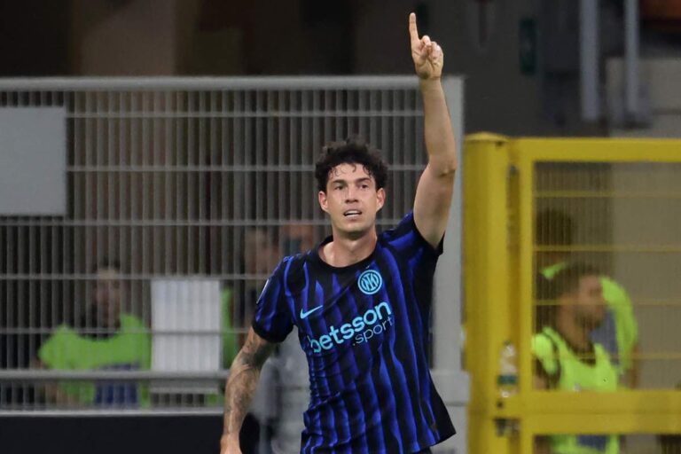 Inter, Bastoni in campo con i nerazzurri