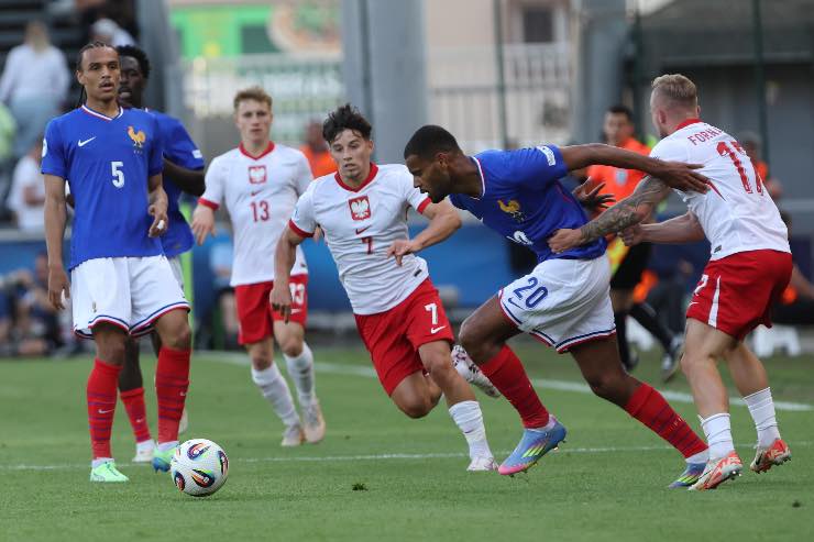 Inter, Diouf in campo con la Francia 