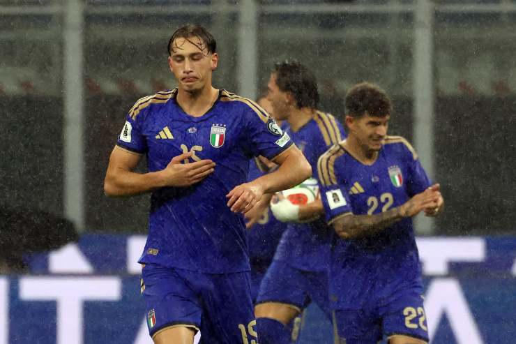 Pio Esposito con la Nazionale Italiana