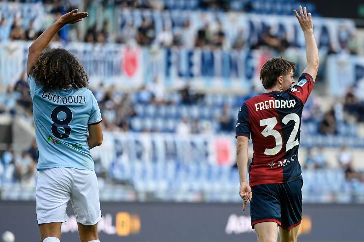 Guendouzi con Frendrup durante Lazio - Genoa