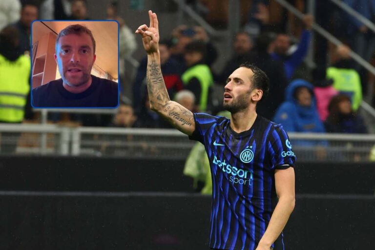Fabrizio Romano in collegamento video e Hakan Çalhanoğlu mentre esulta dopo un gol dell’Inter in una partita di Serie A 2025.