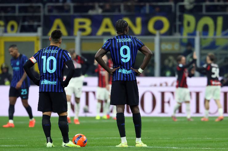 Lautaro e Thuram in attesa e delusi durante il Derby