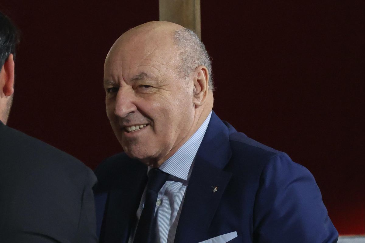 Beppe Marotta, presidente dell'Inter immortalato mentre sorride