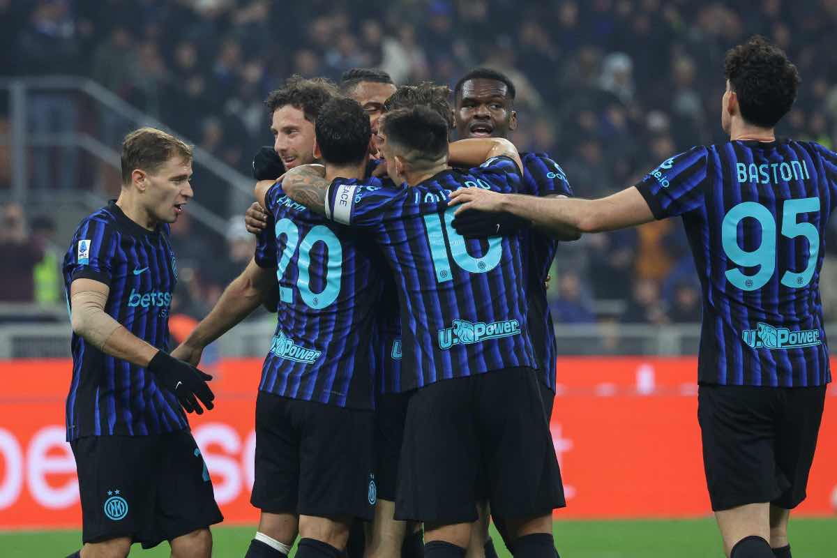 Squadra Inter nella gara di serie A 2025 contro la Lazio