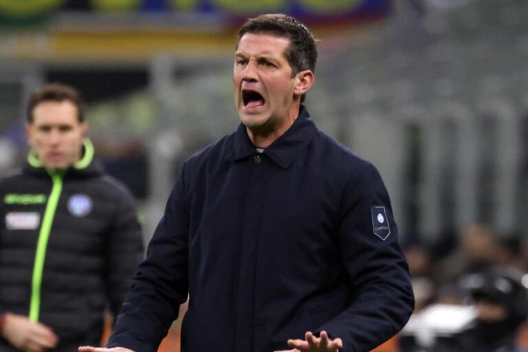 Chivu predica calma durante la partita fra Inter e Milan