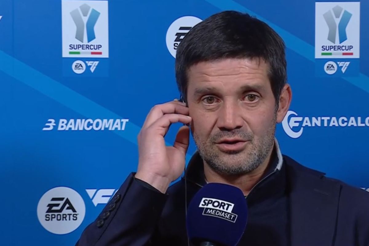 Chivu nel corso di un'intervista