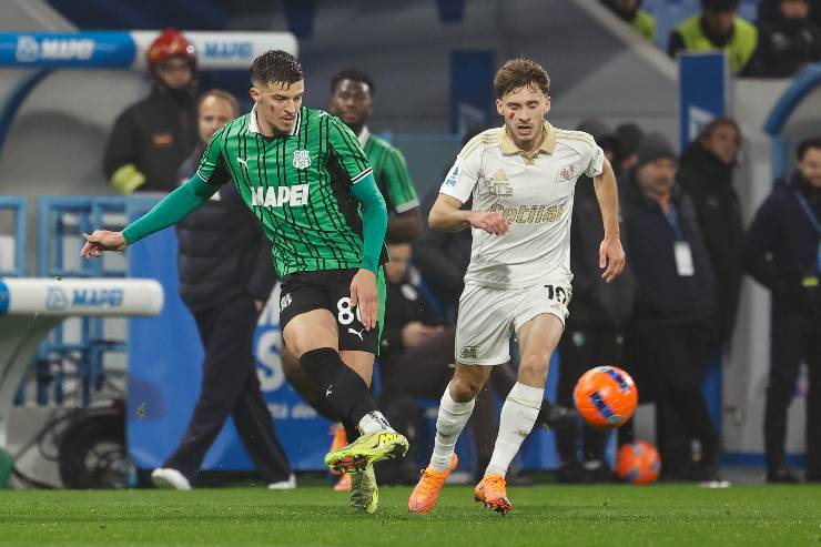 Muharemovic mentre gestisce il pallone