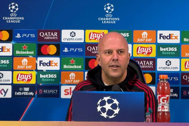 Arne Slot in conferenza stampa alla vigilia del match di Champions League tra Inter e Liverpool