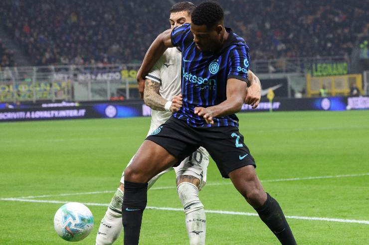 Denzel Dumfries: l'Inter si muove per il sostituto