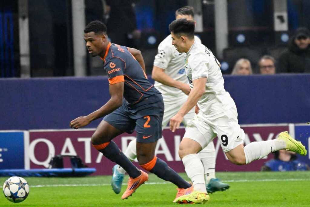 Denzel Dumfries: l'Inter si muove per il sostituto