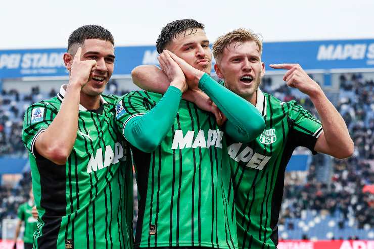 Tarik Muharemovic esulta dopo un gol con la maglia del Sassuolo