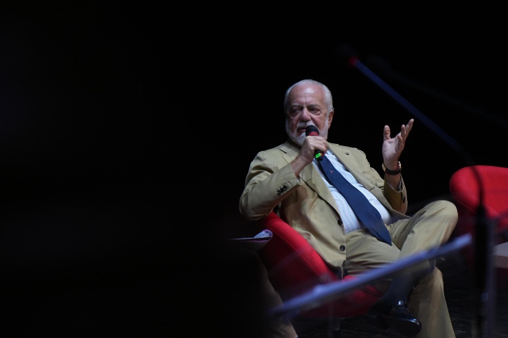 Aurelio De Laurentiis, presidente del Napoli, nel corso di incontro al teatro Bellini di Napoli