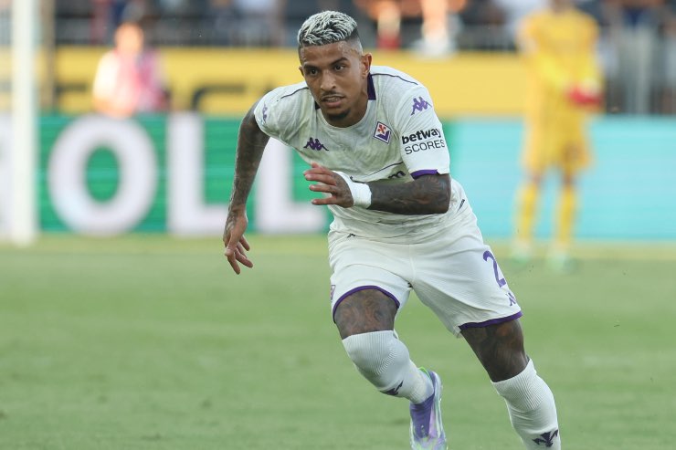 Dodò in campo con la Fiorentina per la Serie A 2025