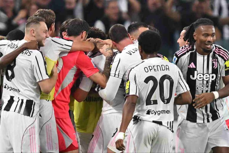La Juventus esulta dopo un gol all'Inter nel match di campionato