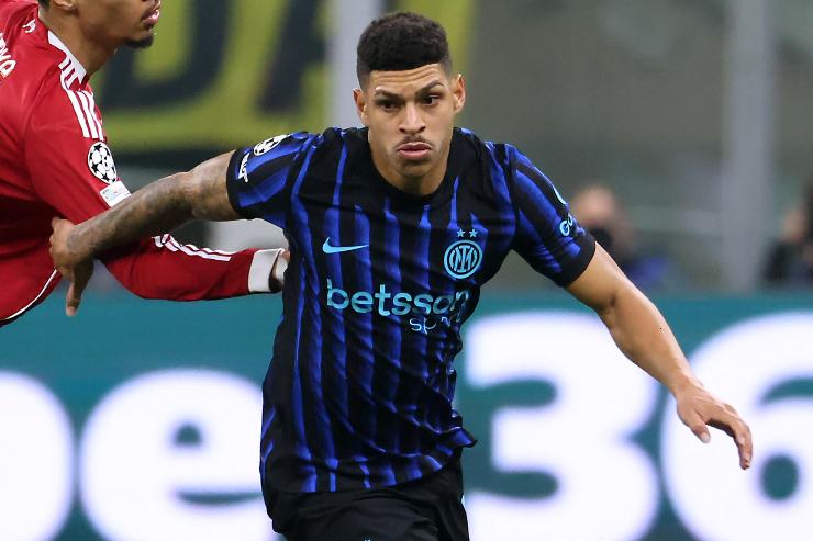 Luis Henrique in campo con la maglia dell'Inter