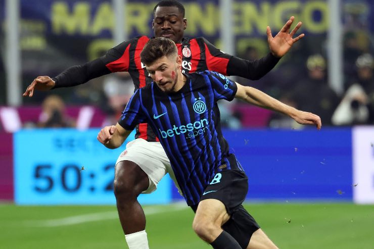 Petar Sucic nel derby di Milano