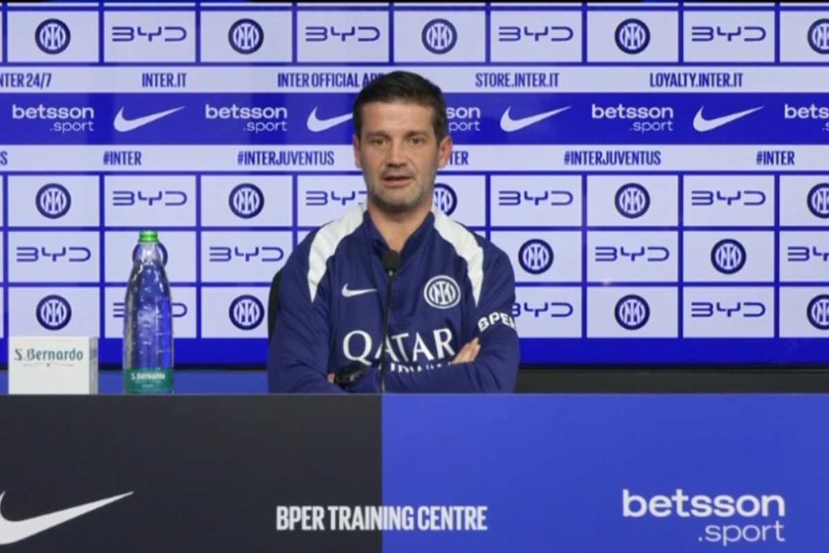 Conferenza stampa Chivu per Inter-Juventus.