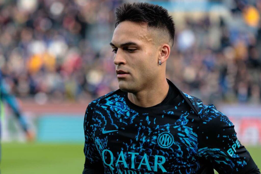 Lautaro Martinez infortunato.