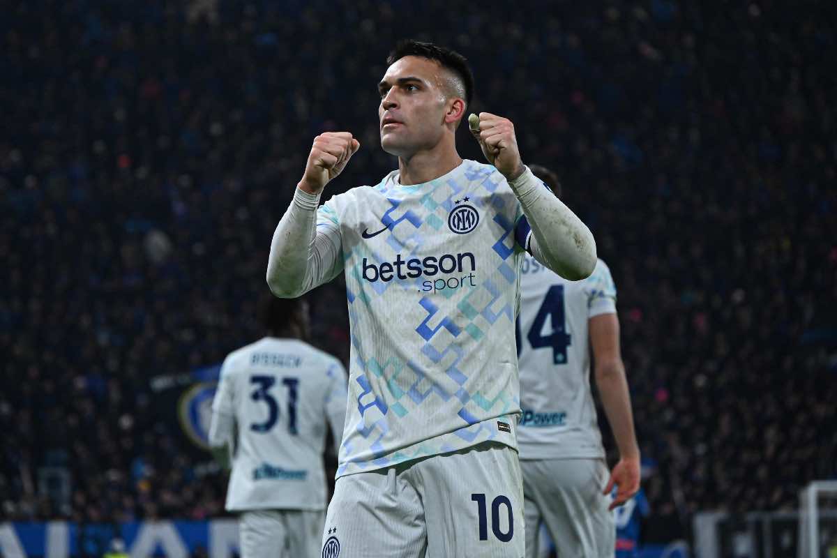 Lautaro Martinez con la maglia dell'Inter.