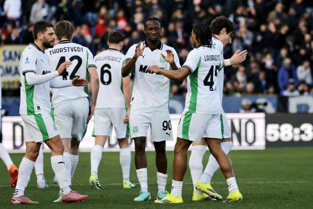 Il Sassuolo esulta dopo aver segnato un gol in una sfida di campionato