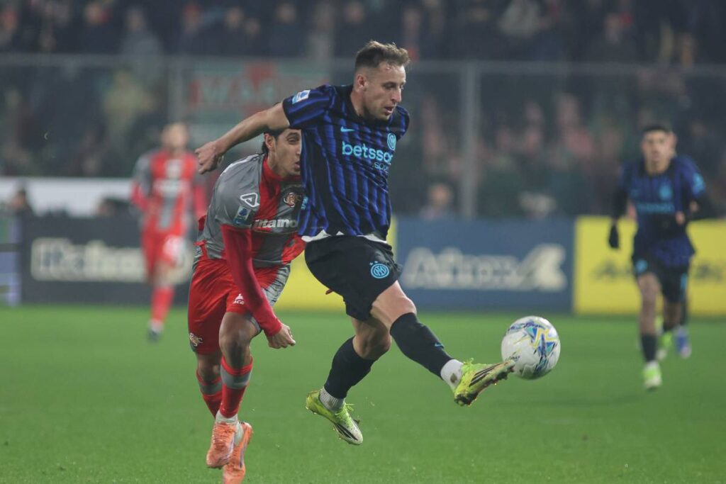 Frattesi in partita con l'Inter