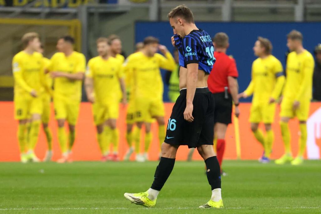 Frattesi (Inter) rammaricato dopo l'uscita dalla Champions League