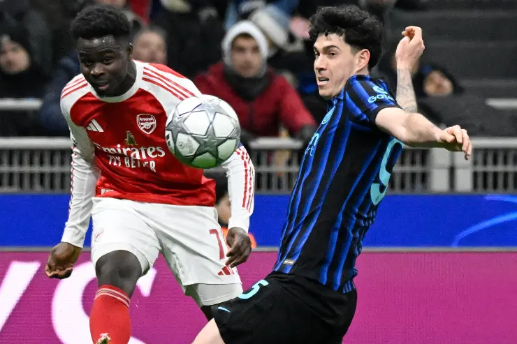 Bastoni in campo con la Maglia dell'Inter