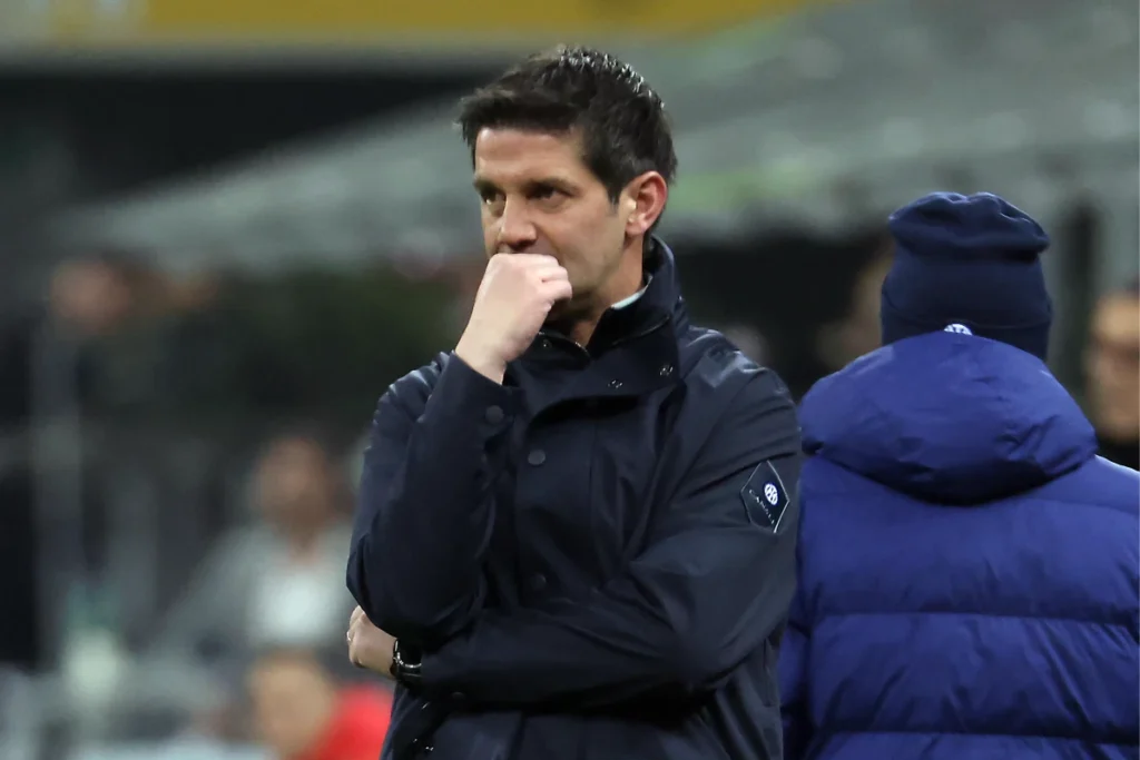 Chivu in panchina con l'Inter