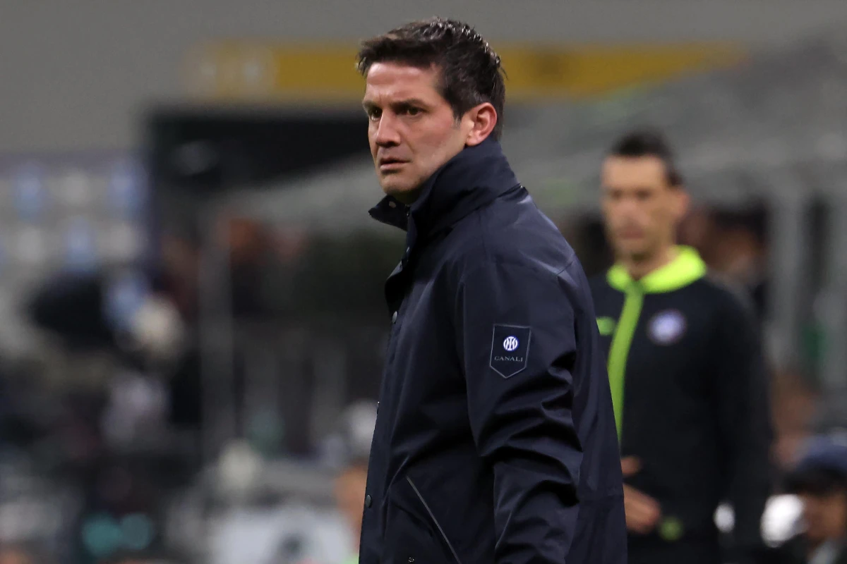 Chivu in panchina con l'inter nel derby