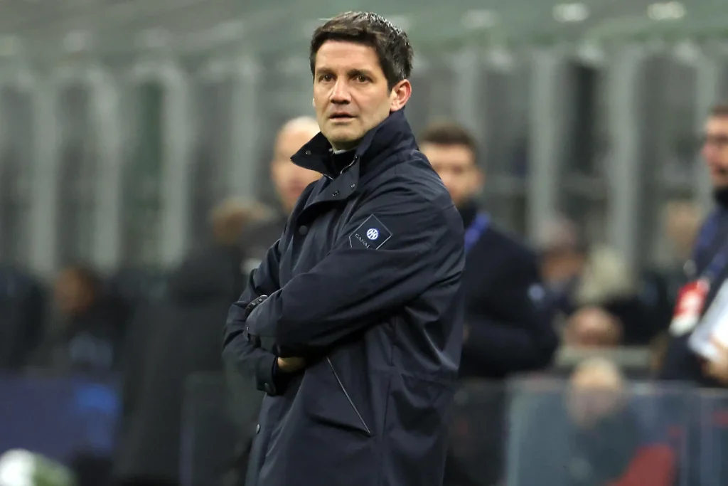 Chivu in panchina con l'Inter