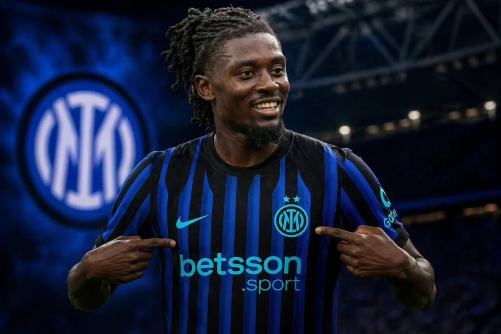 Manu Koné con la maglia dell'Inter
